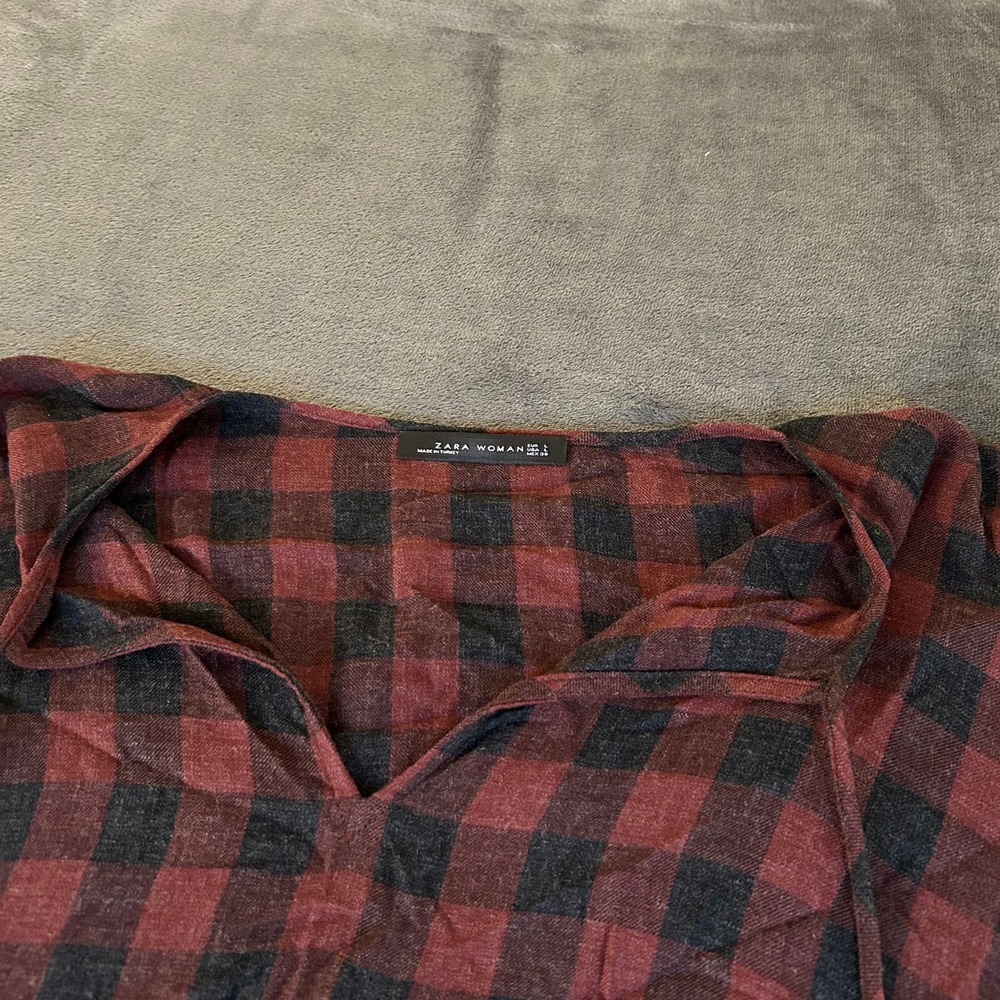 Zara Woman Red & Black Plaid Tassel Hem Pullover Blouse Top Womens size Large